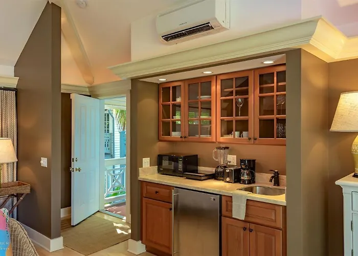 Darling Of Duval By Last Key Realty Key West